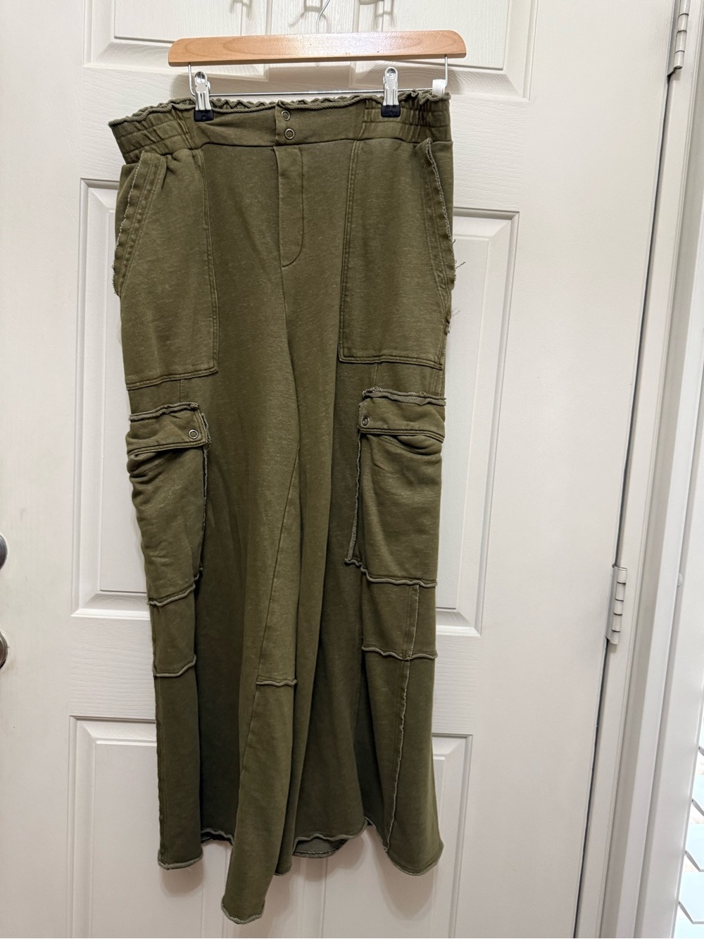 Daily Practice Olive Green Cargo Pants - Relaxed Utility Style